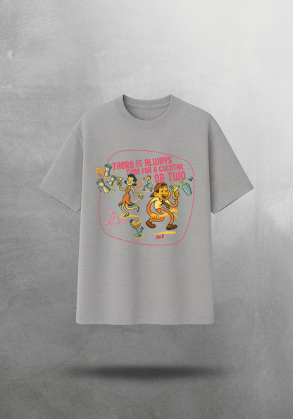 Kokteyl temalı unisex oversize tişört – Cocktail, Kokteyl, minimal, klasik kokteyl, siyah, bej, krem, hardali sarı, indigo, lacivert, gri, açık gri, relax