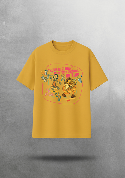 Kokteyl temalı unisex oversize tişört – Cocktail, Kokteyl, minimal, klasik kokteyl, siyah, bej, krem, hardali sarı, indigo, lacivert, gri, açık gri, relax